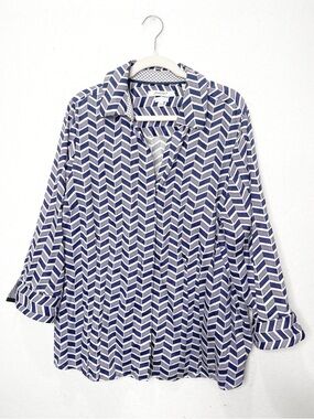 Foxcroft Blue White Herringbone Print Button Front Shirt Womens Wrinkle Free 18W